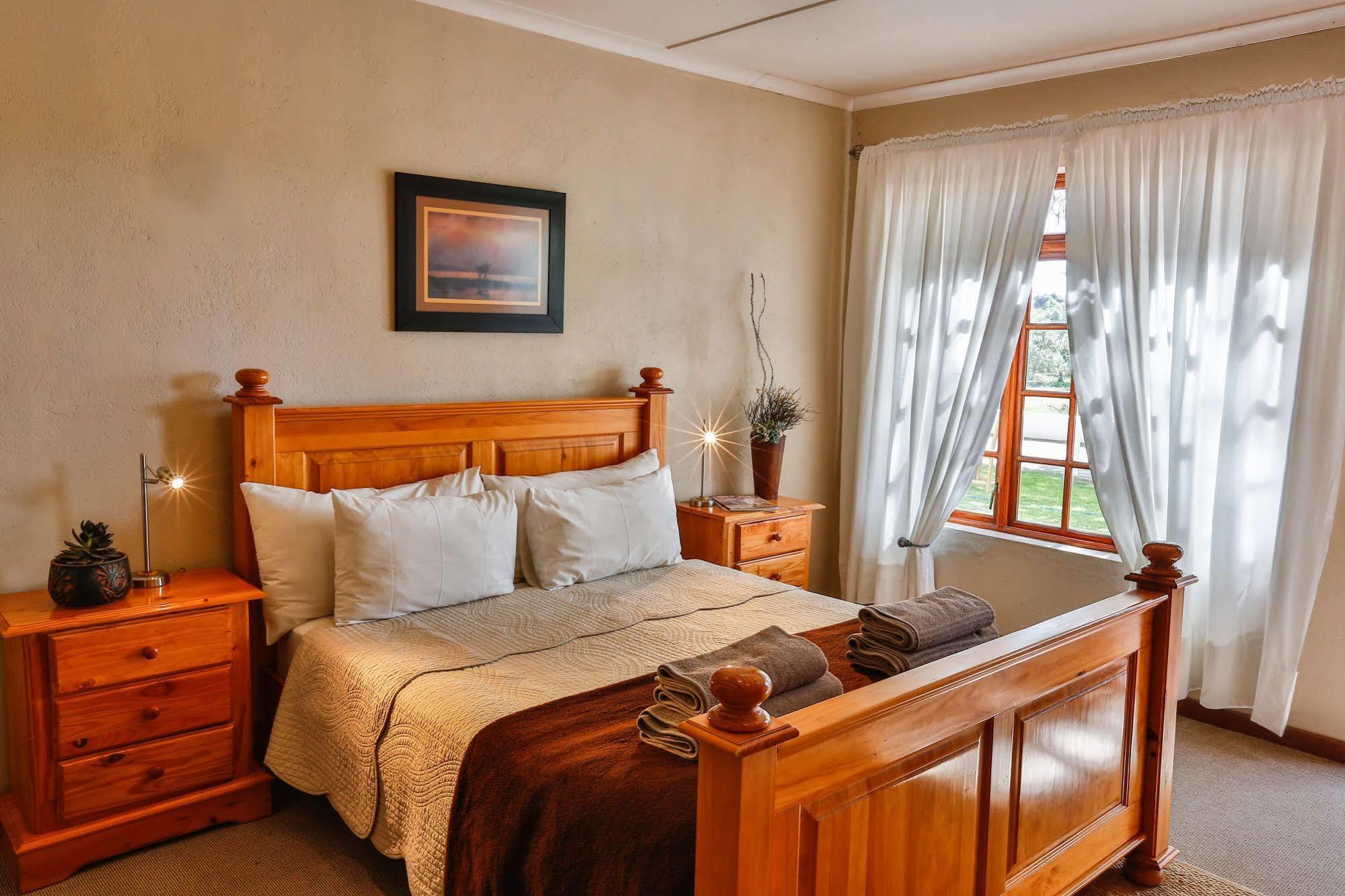Olive Grove Guest Farm Villa Beaufort West Exteriör bild
