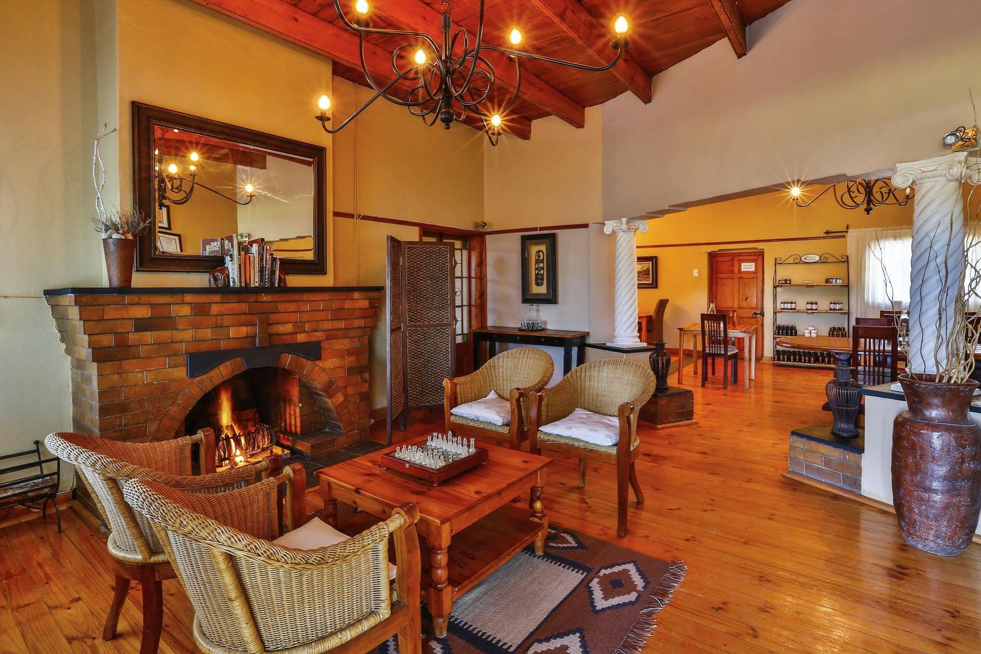 Olive Grove Guest Farm Villa Beaufort West Exteriör bild