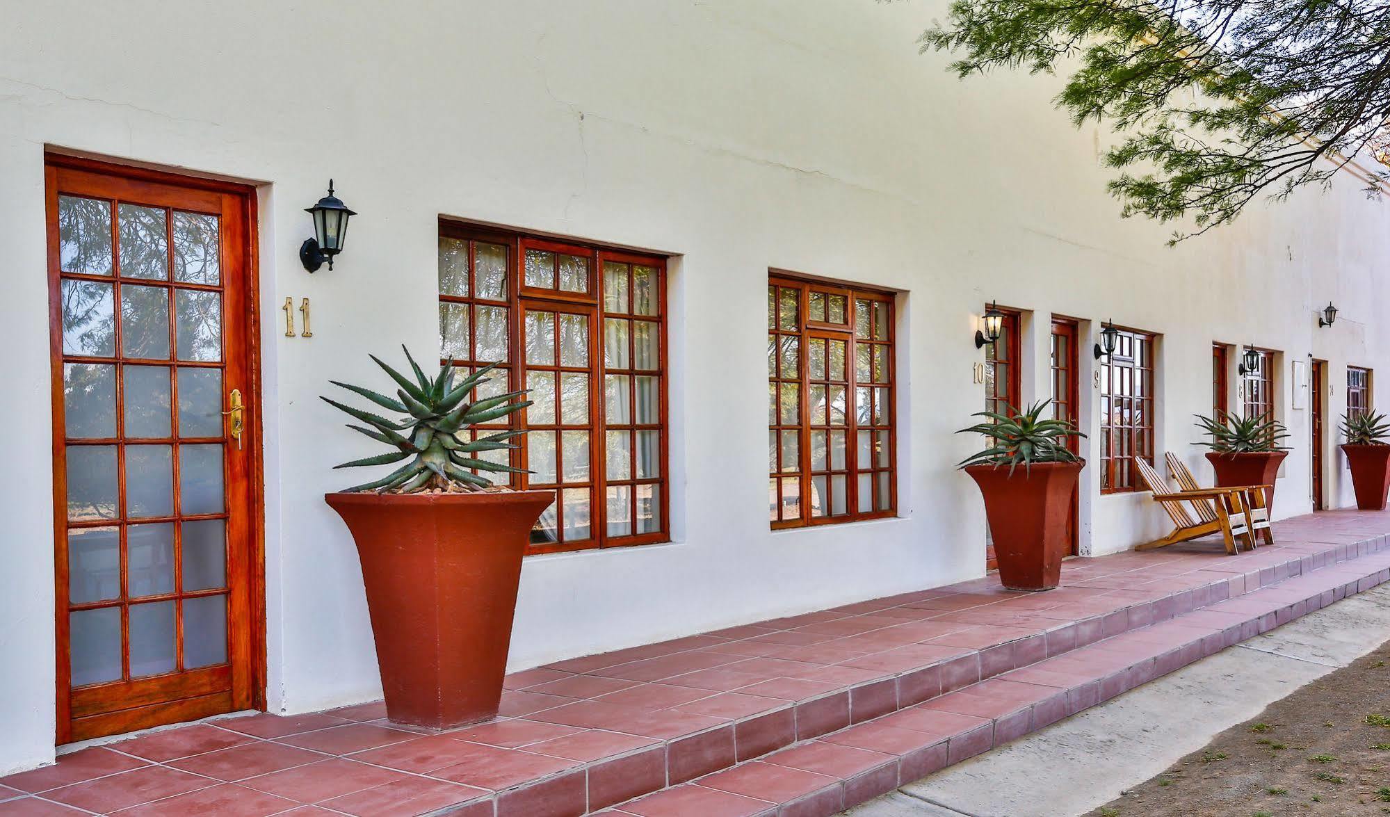 Olive Grove Guest Farm Villa Beaufort West Exteriör bild